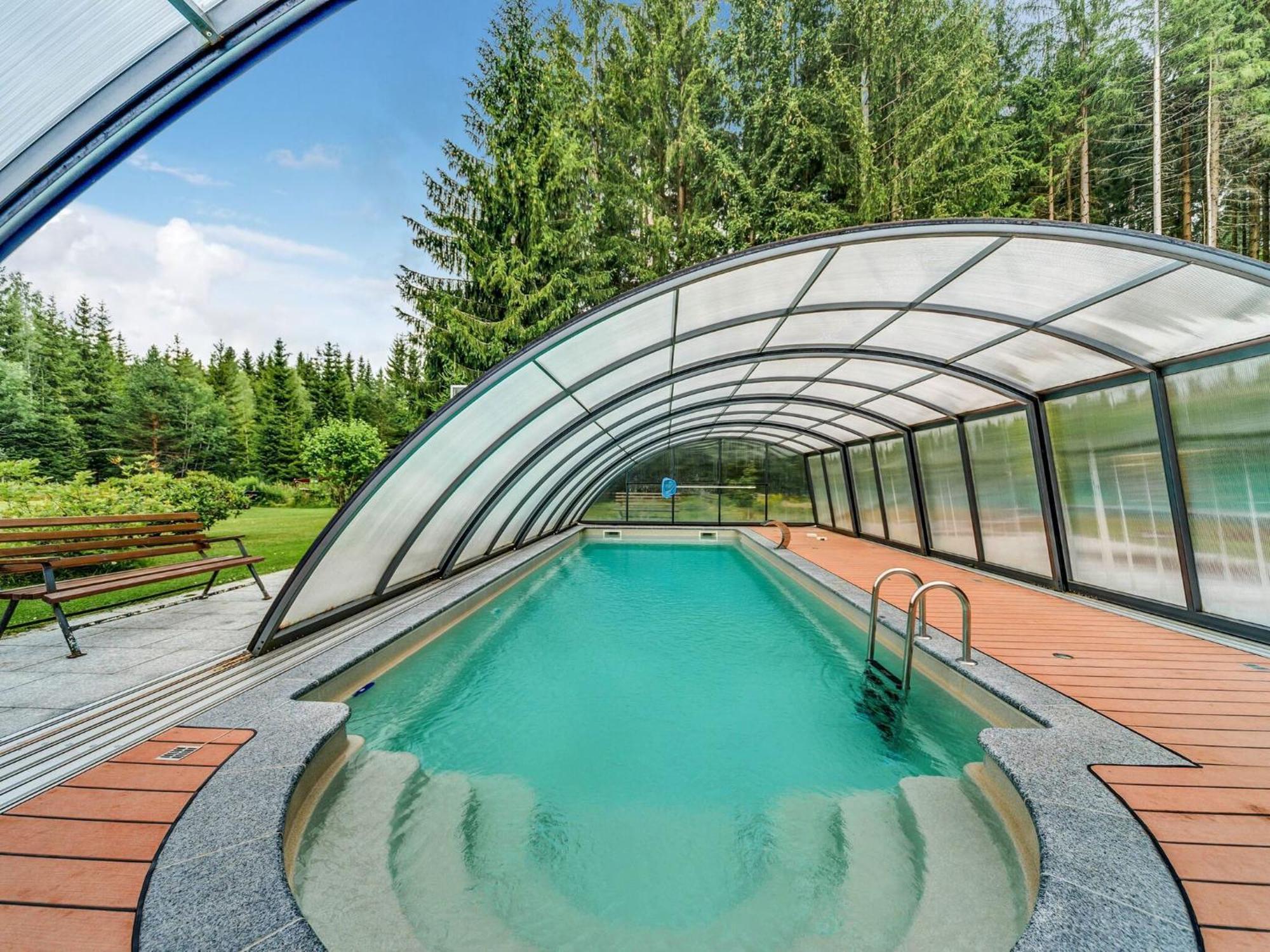 Holiday Home With Shared Pool In J Gersgr N Bad Reiboldsgrün Extérieur photo